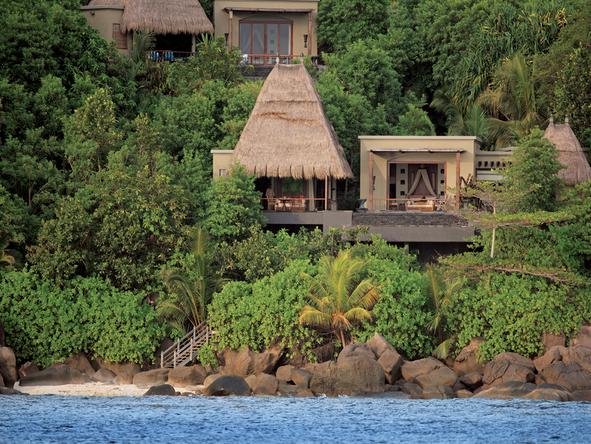 Maia Luxury Resort & Spa - villa on hillside